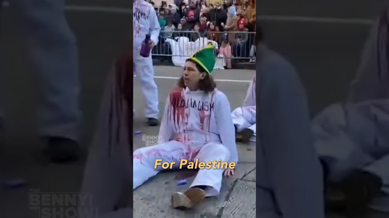 Protesters BLOCK Macy’s Thanksgiving Parade 🦃