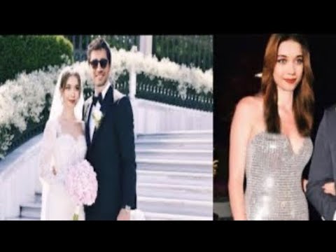 WEDDING PHOTOS OF AFRA SARAÇOĞLU AND MERT RAMAZAN DEMİR LEAKED TO THE MEDIA