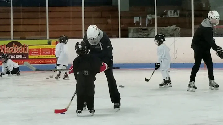 Aedan and Lindsay first.skate
