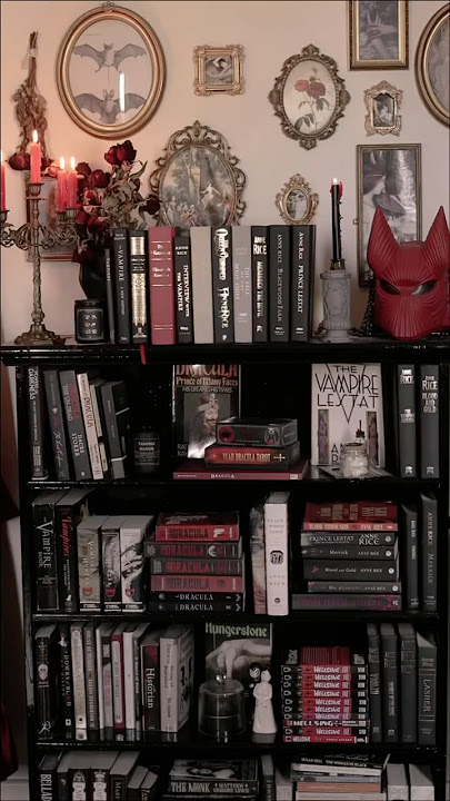 I love vampire stuff🦇🥀 #vampirebooks #gothic #darkacademia