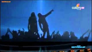 Shahrukh shadow dancing Suraj Hua Maddham