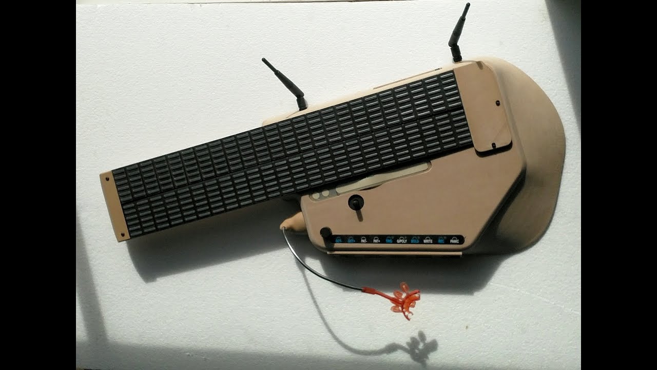 Anklepants : Reecard Farché,  facé_tar rhino designed, 3d printed guitar instrument