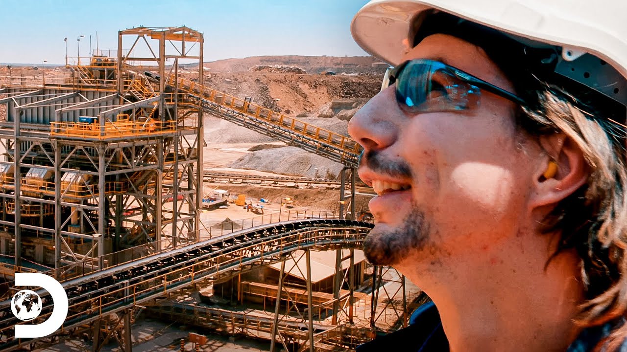 Parker presencia explosão para minerar | Febre do Ouro: O Desafio de Parker | Discovery Brasil