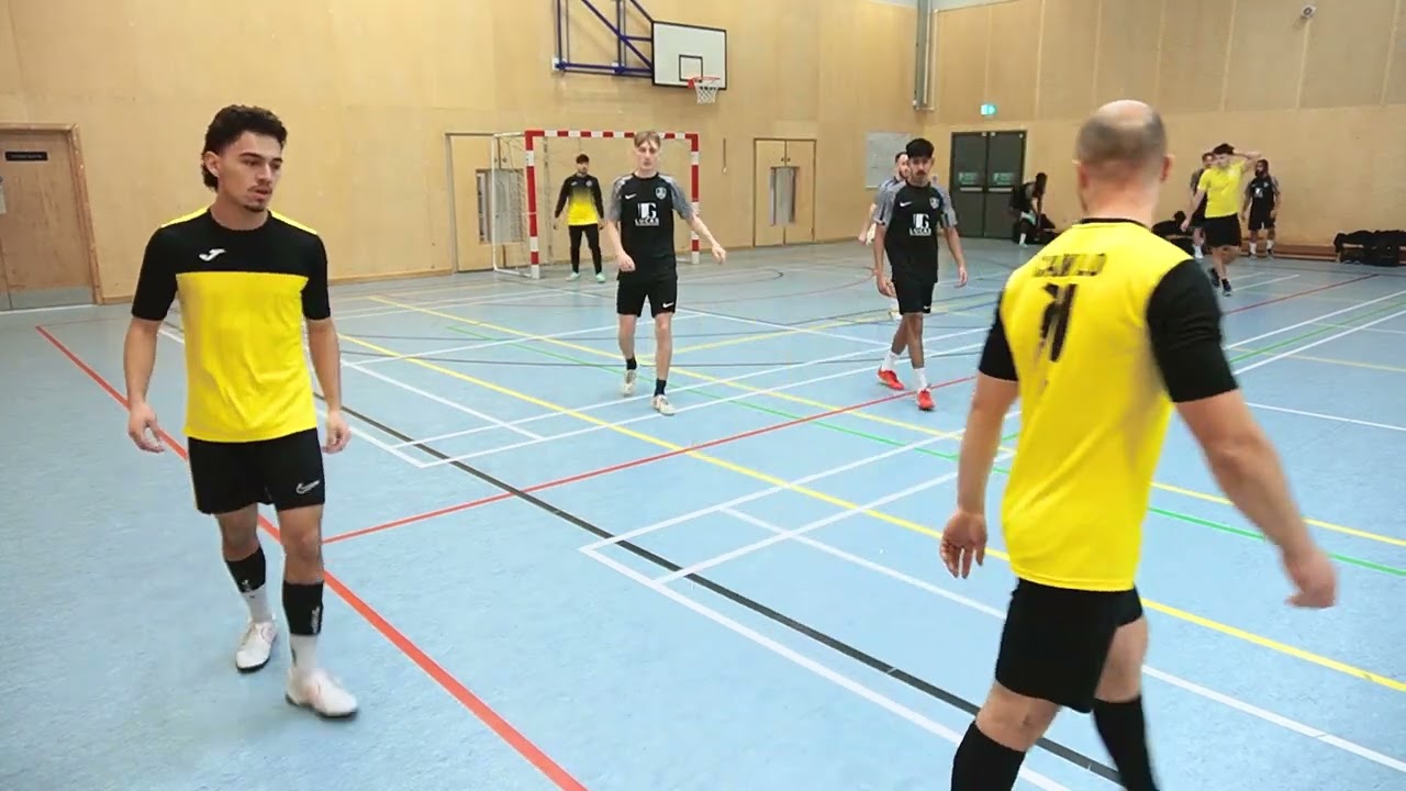 London futsal league 7th Feb EL BARRIO vs SLI VIPERS  : Futsal LONDON: PLAY FUTSAL