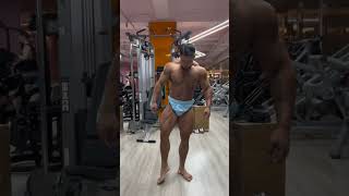 Chinese Bodybuilder Muscle Flexing #98