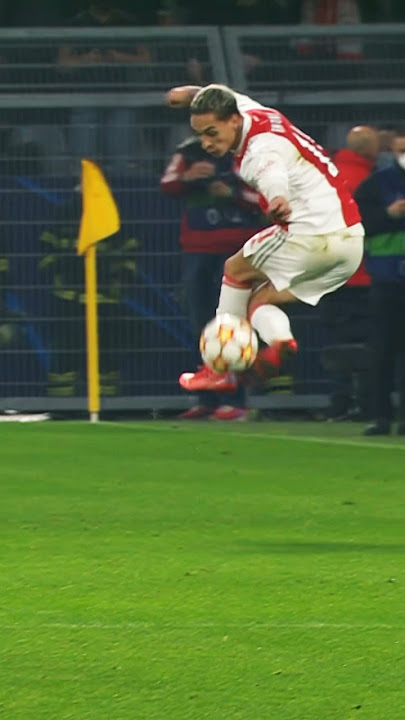 The pass 😍 the control 😮‍💨