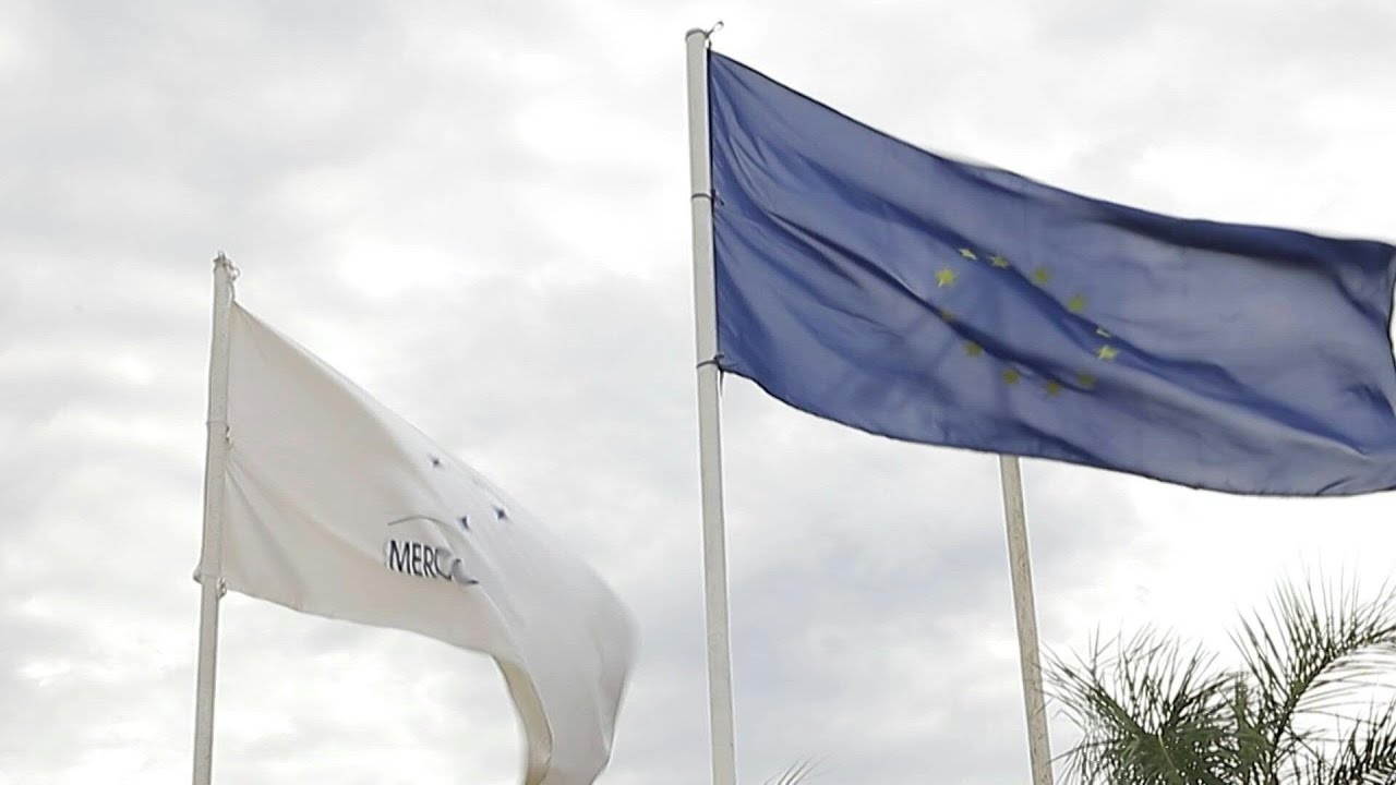 South American and European officials arrive to Luque to sign trade deal | AFP