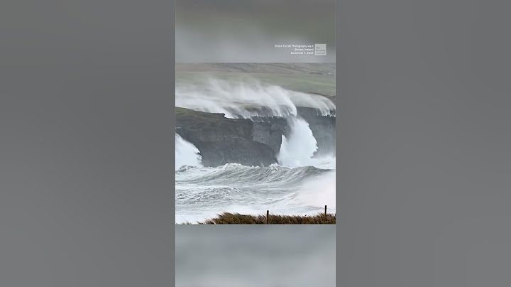 ‘Reverse’ Waterfalls On Ireland’s Cliffs Of Moher