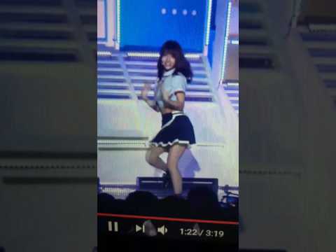 트와이스- 모모 ( MOMO)  시그널 직캠