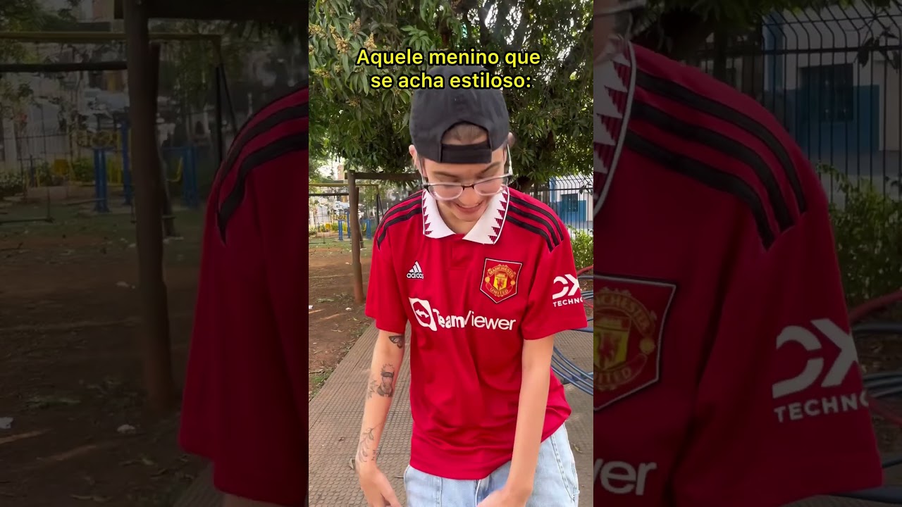 Aquele menino que se acha estiloso