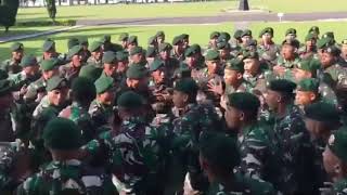 Yel-Yel TNI Tanpa Kekasihku Di Malam Minggu