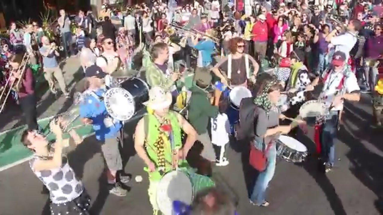 School of HONK in 2016 - YouTube