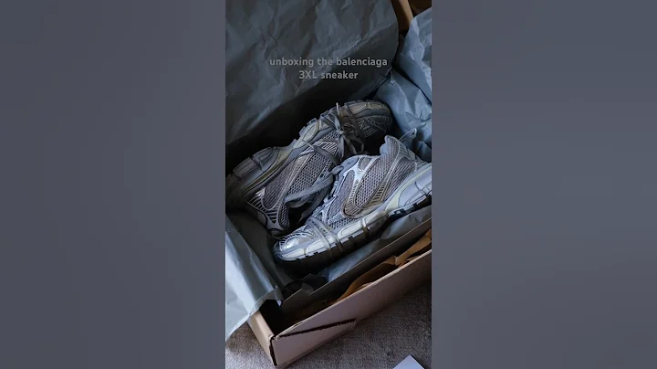 Unboxing the new balenciaga 3XL sneaker, would you wear these? #fashion #balenciaga #sneakers #grwm - 天天要聞