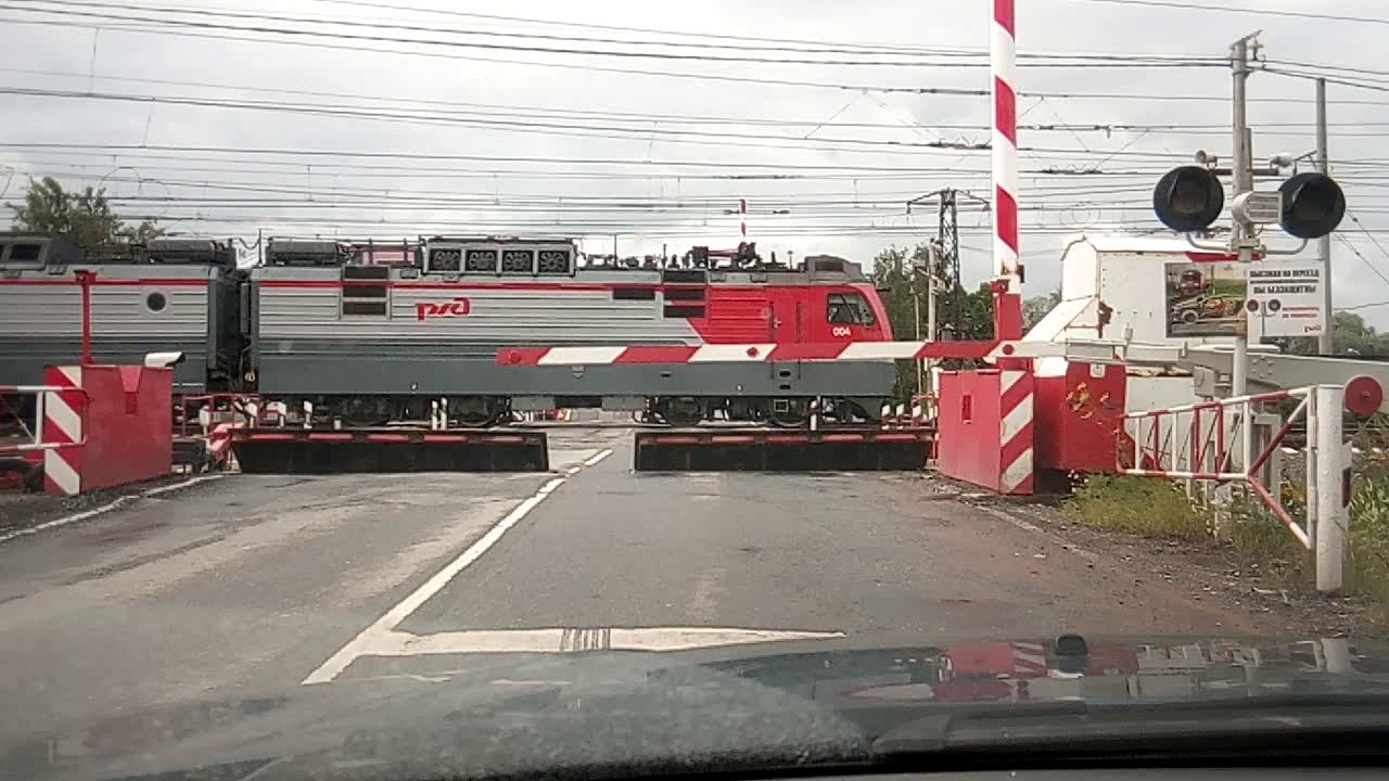 Автобус на жд переезде