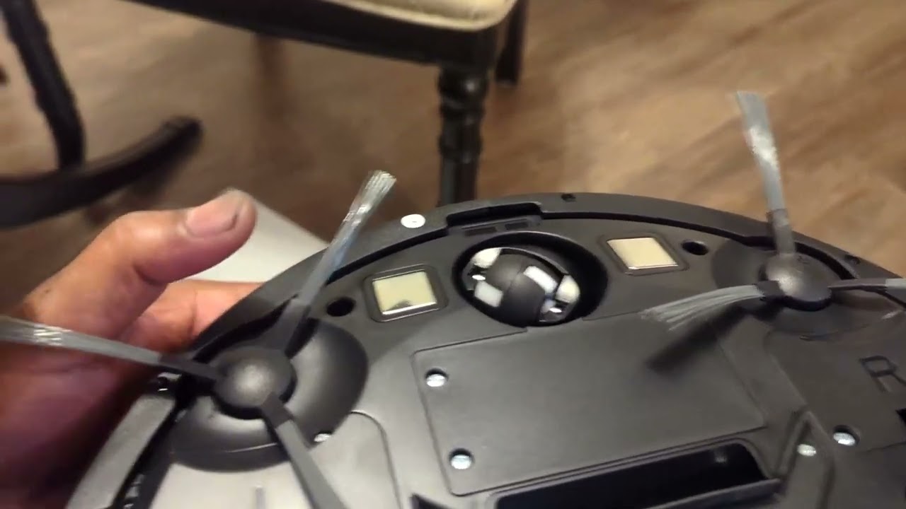 Unboxing Robot vacuum cleaner/mops model #: BR151, Amazon special