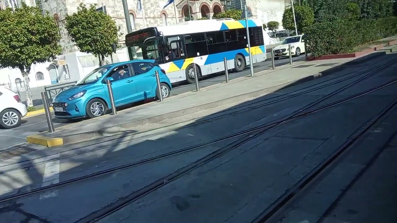 Βόλτα με το τραμ από Δημαρχείο (Δημοτικό θέατρο) έως ακτή Ποσειδώνος 