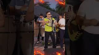 Imposible quedarse quieto viendo esto - merengue típico #baile #tipico #trending