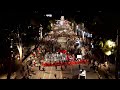 DRON/ Nis marshimi i protestuesve në ditën e 59-të, me flamuj dhe banderola, ora 21:35