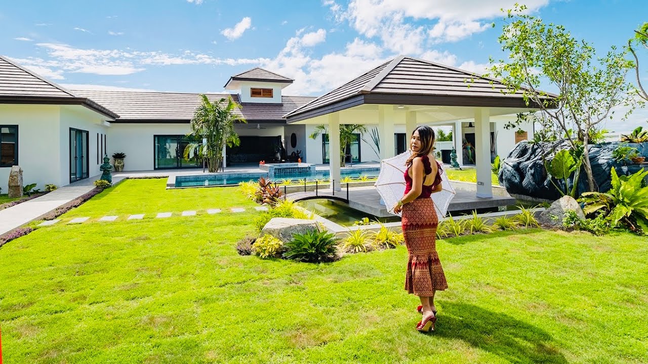 Вилла в балийском стиле с 4 спальнями в Хуахине на участке площадью 1600 кв. м.