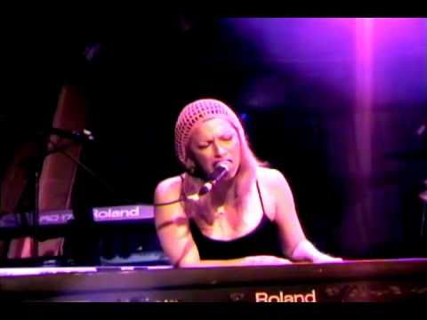 Sierra Swan — Sierra Swan performing 'Ladyland' at the Belly Up