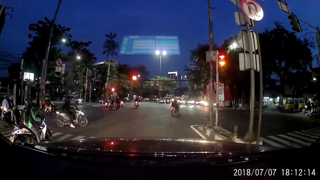 Reckless Motors Riders, Run Red Light - YouTube