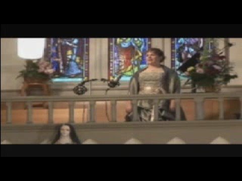 Samantha sings 'Ave Maria'