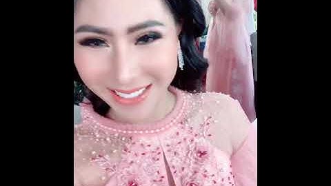 Hậu Trường Lễ cưới Tập Thể Của Cộng Đồng LGBT