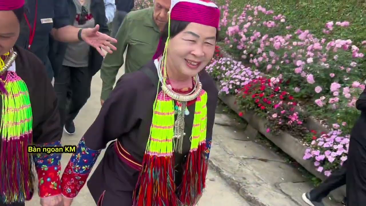 ngày 28 tháng 2, 2026 kêm mun hát từ ca khúc du Xuân năm mới 