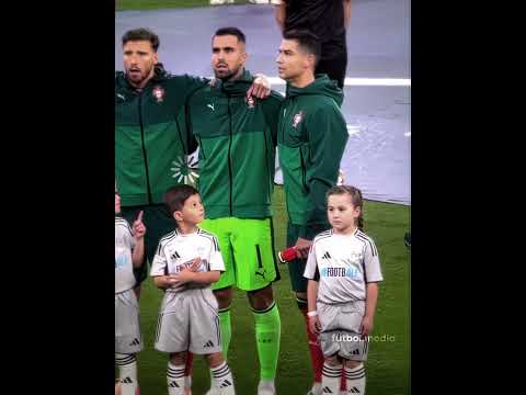 When Kids Noticed Ronaldo 😳
