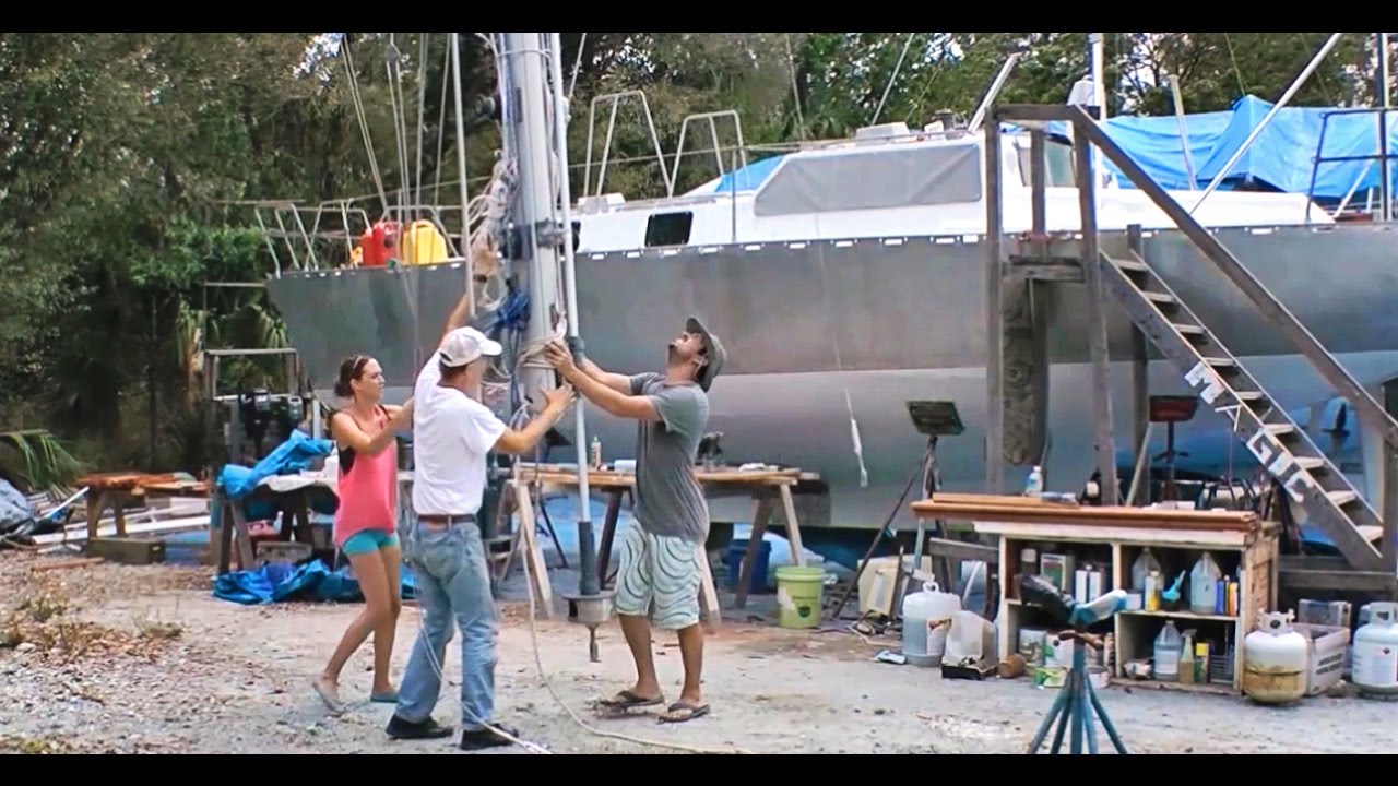 Getting the Mast Up – We’re a Sailboat Again! (MJ Sailing – EP 17)