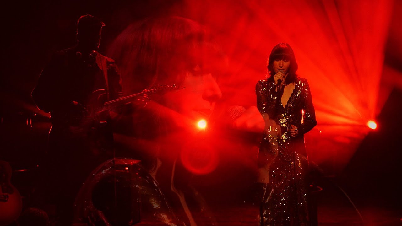 Karen O live in Berlin (2014) - YouTube