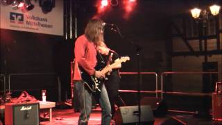 Pigs in Rock - live