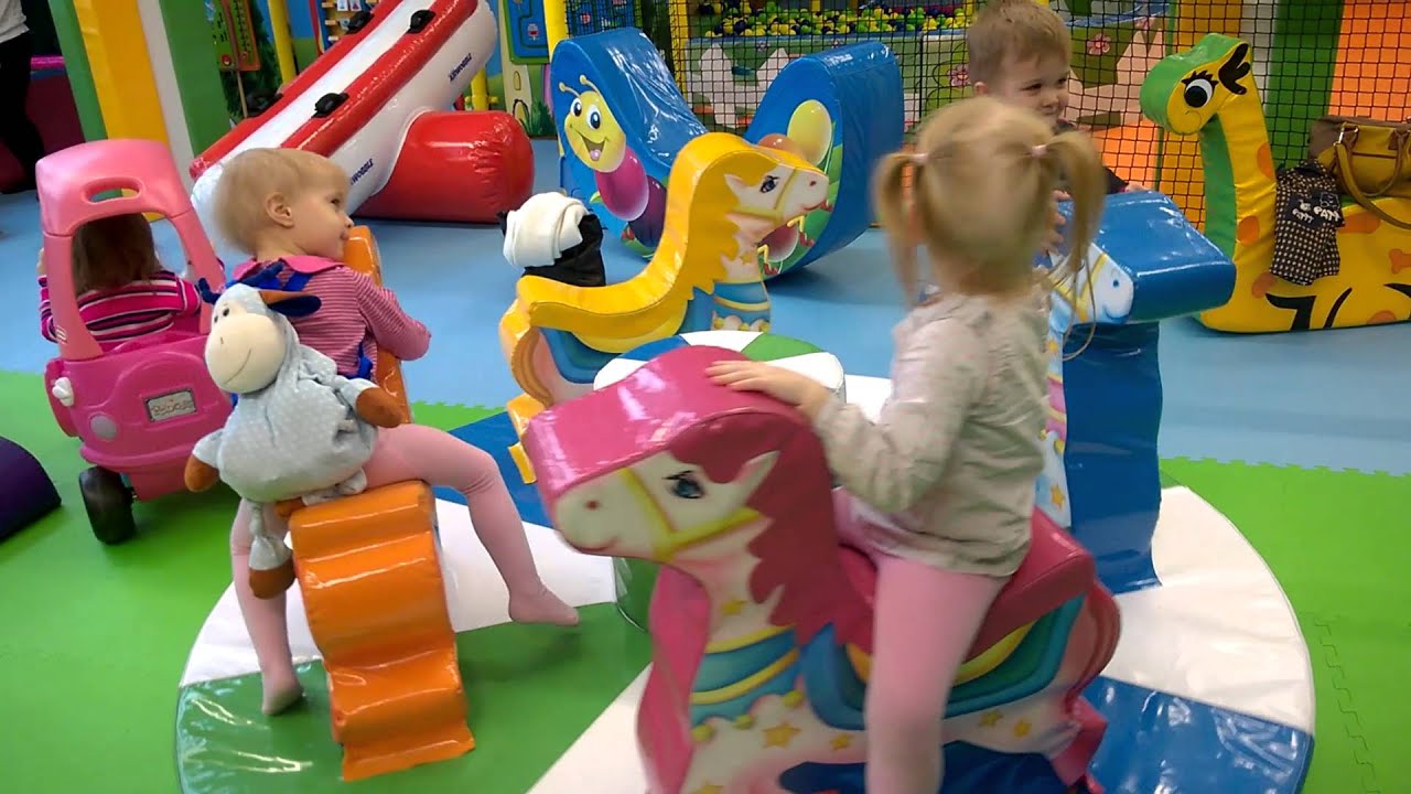 Идем в детский развлекательный центр Базиллион  Kid's interteinment center Bazillion