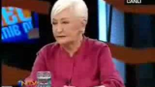 Başörtülüler Iyi Insan Olamaz - Zekiturk.com