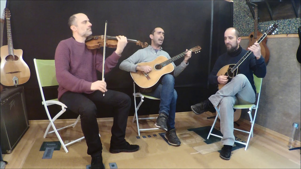 ΜΕΣΑ ΣΤΟ ΠΑΣΑΛΙΜΑΝΙ - Δ.ΜΗΤΑΡΑΚΗΣ - Β.ΣΚΟΥΤΑΣ - Γ.ΖΑΡΙΑΣ