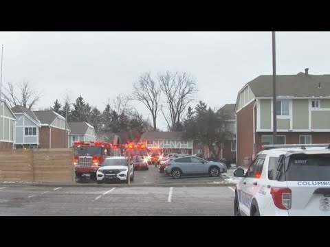 Woman dead in east Columbus apartment fire - YouTube