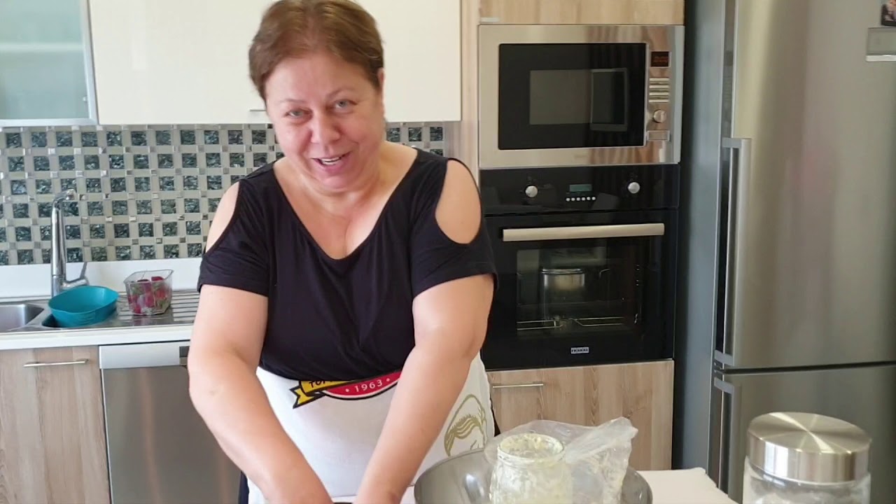 NOHUT MAYASINDAN MİS GİBİ KÖY EKMEĞİ🍞🥖 KOKUSU MAHALLEYİ SARIYOR. DOYURUCU VE DOĞAL. 