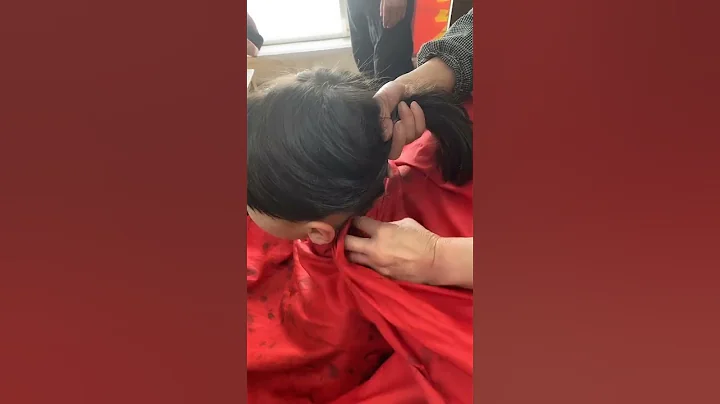 外甥女頭上好多虱子，她媽媽要給她剃光頭，她哭著說先去買個帽子剃頭剪頭 - 天天要聞