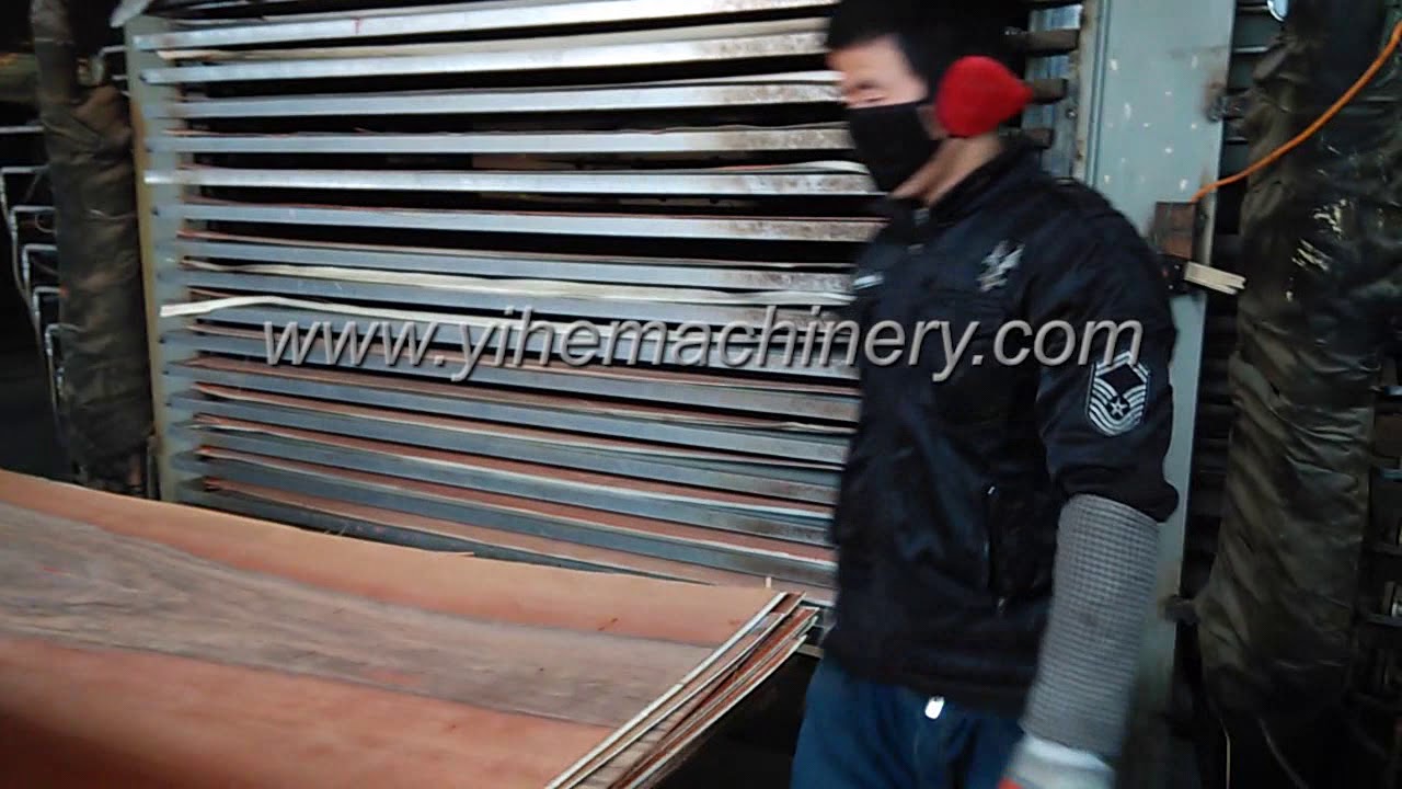 Машина горячего прессования
