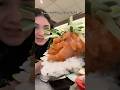منو يحب السوشي ايه الداودي ايه الداودي ايويه ايو يويا اكل ويا ايه سوشي اكلات ويا ايه