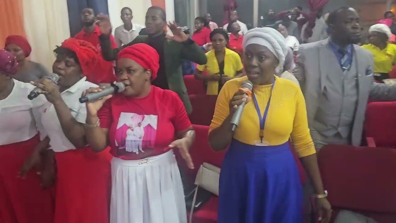 Veille de nuit EDVA Santo Domingo Avec Pasteur Claudel Fleuridor