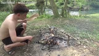 OFF GRID LIVING | catch fish, grill and eat by the stream | solo bushcraft EP1