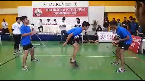 Double dutch speed relay