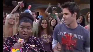 Drake & Josh - Helen singing I'm So Excited