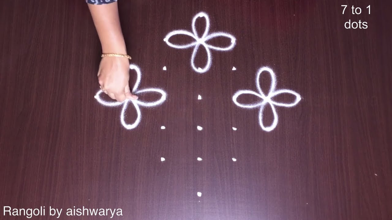 Four Flowers Rangoli 7 by 1