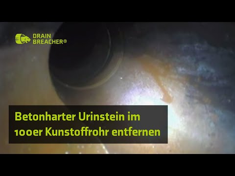 Rohrreinigung Betonharter Urinstein im 100er Kunstoffrohr entfernen