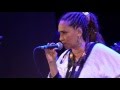 Capture de la vidéo Atse Tewodros Project - Live In Bologna 2015 - Che Belew