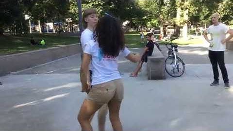 Demo Lili & Sarah Improvisation after class