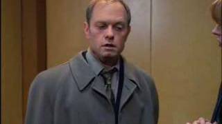 Frasier - Niles in the elevator