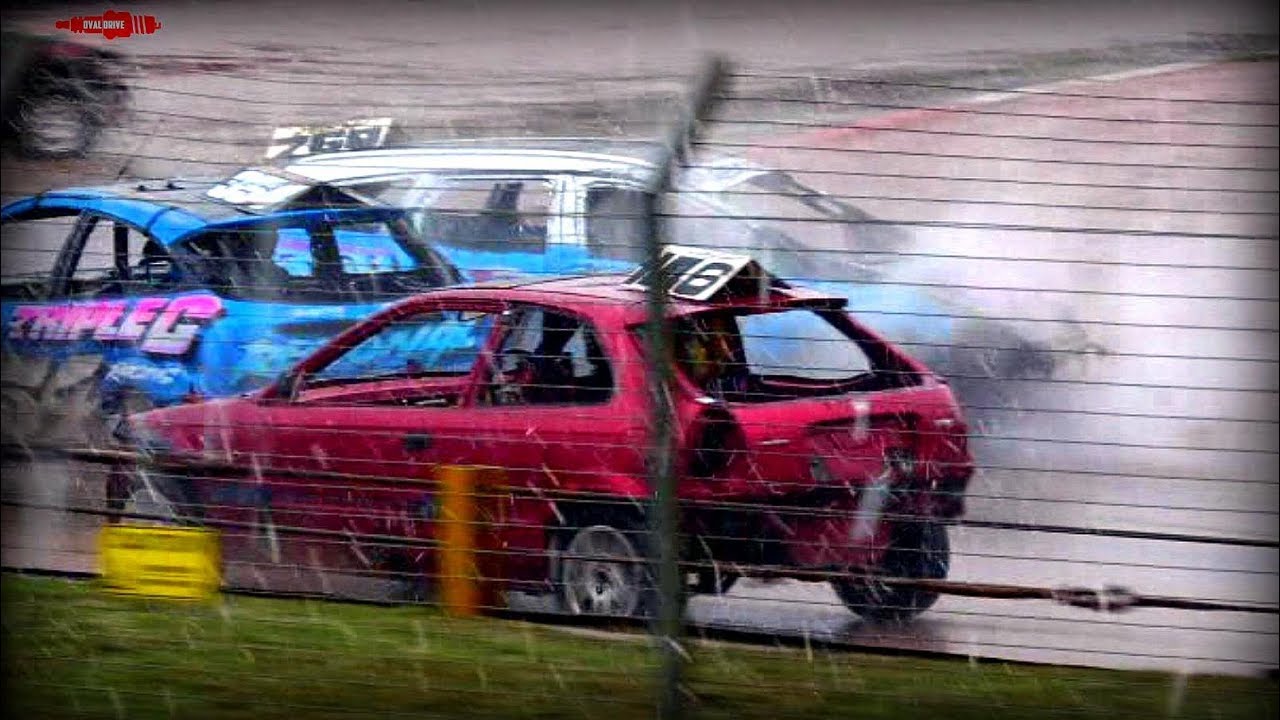 Arena Essex: Expo Banger Racing - YouTube